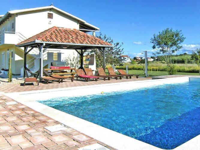 Apartments Lug 2, New And Comfortable With Pool Privlaka  Exterior foto